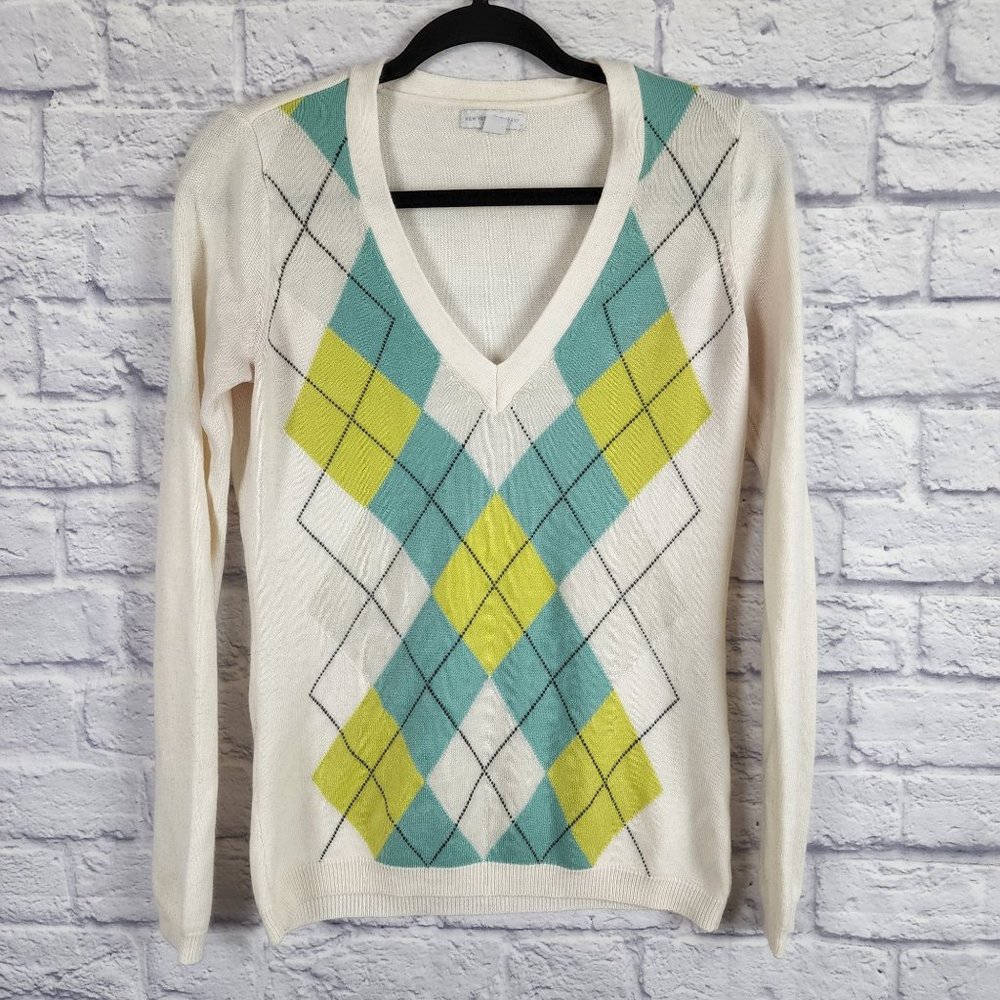 New York & Company Women's Size Small V-Neck Argyle Sweater